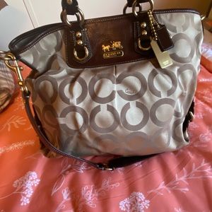 Coach Tote New Beautiful Condition